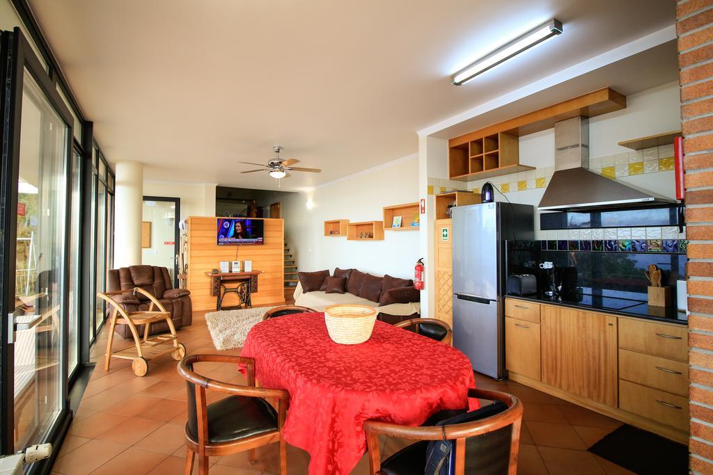 Cottage Ocean View Порту-Мониш Экстерьер фото